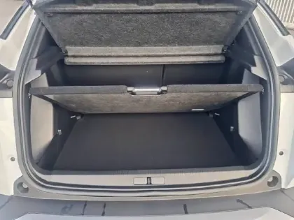 Photo 20 Peugeot 2008  Hybrid 136 e-DCS6