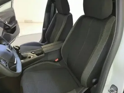 Photo 30 Peugeot 308  PureTech 130ch S&S BVM6