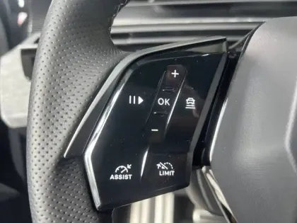 Photo 20 Peugeot 5008  Electrique 73 kWh 210 ch