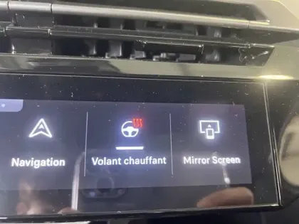 Photo 14 Peugeot 5008  Electrique 73 kWh 210 ch