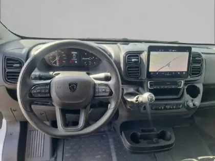 Photo 31 Peugeot Boxer  FOURGON TOLE 3.3 T L2H2 140 S&S BVM6