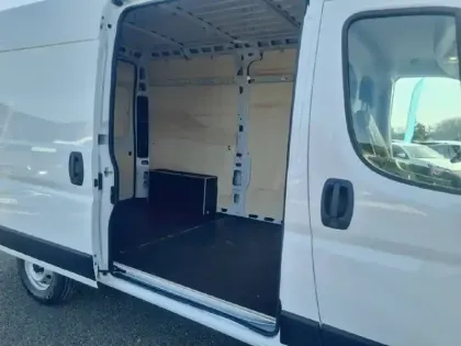 Photo 35 Peugeot Boxer  FOURGON TOLE 3.3 T L2H2 140 S&S BVM6