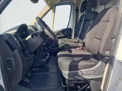 Photo 34 Peugeot Boxer  FOURGON TOLE 3.3 T L2H2 140 S&S BVM6