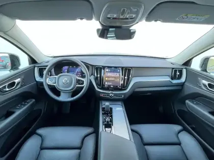 Photo 19 Volvo XC60  T6 AWD 253 + 145ch  Plus Style Dark Geartronic