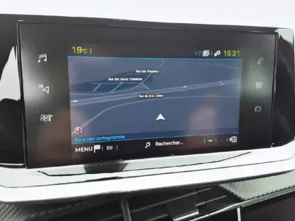 Photo 18 Peugeot 2008  Moteur électrique 136 ch