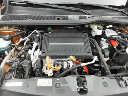 Photo 14 Peugeot 2008  Moteur électrique 136 ch