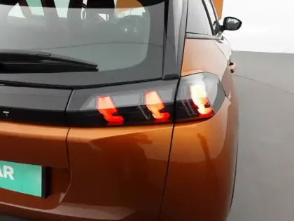 Photo 16 Peugeot 2008  Moteur électrique 136 ch