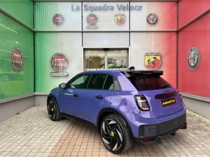 Photo 5 Abarth 600  e 280ch 54kWh Scorpionissima