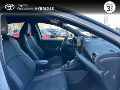 Photo 5 Toyota Yaris  130h GR Sport 5p MC24
