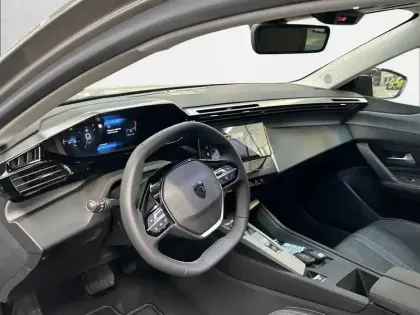 Photo 7 Peugeot 308  SW Hybrid 136 e-DCS6