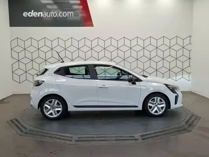 Photo 5 Renault Clio  E-Tech full hybrid 145 ch GSR2