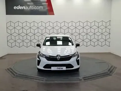 Photo 7 Renault Clio  E-Tech full hybrid 145 ch GSR2
