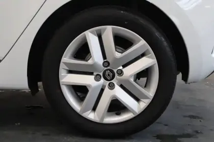 Photo 73 Renault Clio  E-Tech full hybrid 145 ch GSR2