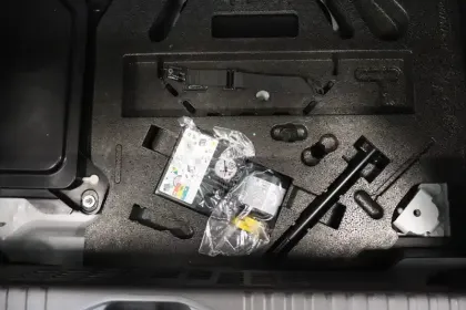 Photo 11 Renault Clio Gén. V (BJA) Ph2 Evolution 5