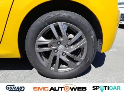 Photo 54 Peugeot 208  PureTech 100 S&S BVM6