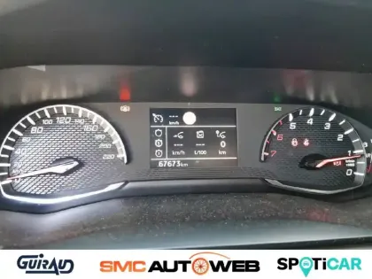 Photo 39 Peugeot 208  PureTech 100 S&S BVM6