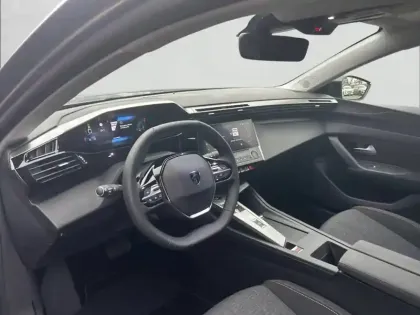 Photo 7 Peugeot 308  Hybrid 136 e-DCS6