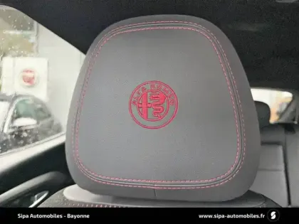 Photo 26 Alfa Romeo Tonale  1.5 Hybrid 130 ch TCT7