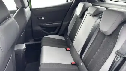 Photo 20 Opel Mokka  Electrique 136 ch & Batterie 50 kWh Elegance