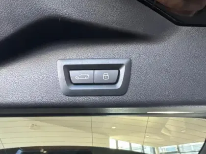 Photo 22 BMW X5  xDrive50e 489ch M Sport