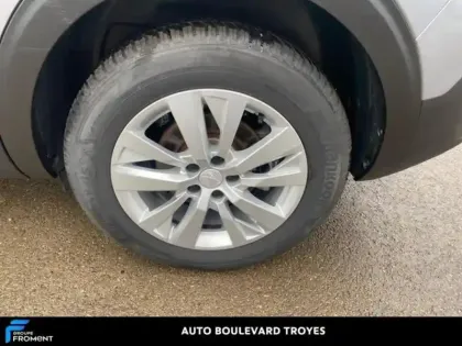 Photo 12 Peugeot 5008  1.5 BlueHDi 130ch S&S Style EAT8