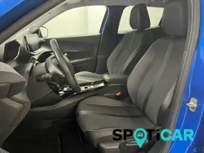 Photo 8 Peugeot 2008  e- 136ch Allure