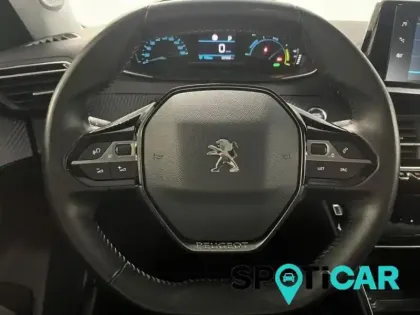 Photo 6 Peugeot 2008  e- 136ch Allure