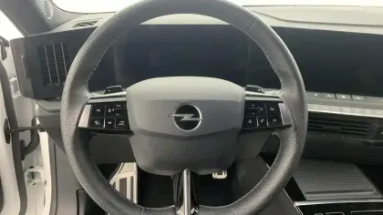 Photo 12 Opel Astra  Hybride Rechargeable 180 ch BVA8 GS