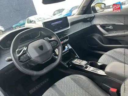 Photo 14 Peugeot 2008  1.2 PureTech 130ch S&S Allure EAT8