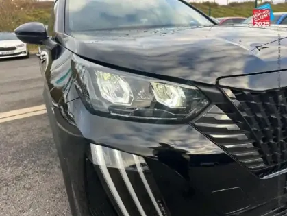 Photo 12 Peugeot 2008  1.2 PureTech 130ch S&S Allure EAT8