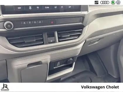 Photo 41 Volkswagen Transporter  VAN L1H1 2.0 TDI 150 BVA8