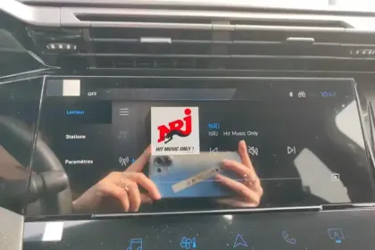 Photo 89 Peugeot 308  Electrique 54 kWh 156ch