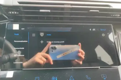 Photo 93 Peugeot 308  Electrique 54 kWh 156ch