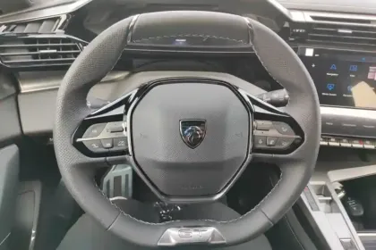 Photo 53 Peugeot 308  Electrique 54 kWh 156ch