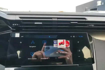 Photo 86 Peugeot 308  Electrique 54 kWh 156ch