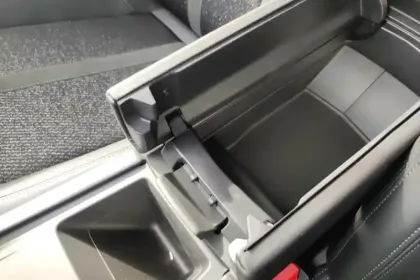 Photo 104 Peugeot 308  Electrique 54 kWh 156ch