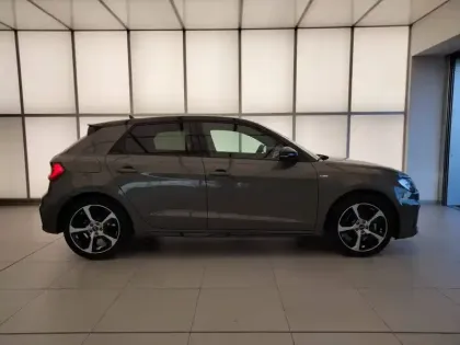 Photo 20 Audi A1  Sportback 30 TFSI 110 ch S tronic 7