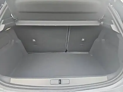 Photo 5 Opel Corsa  1.2 Turbo Hybrid 100 ch e-DCT6