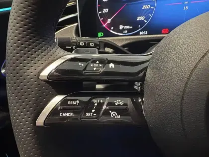 Photo 52 Mercedes Classe E  Break 220 d 9G-Tronic