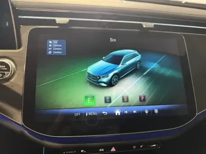 Photo 37 Mercedes Classe E  Break 220 d 9G-Tronic