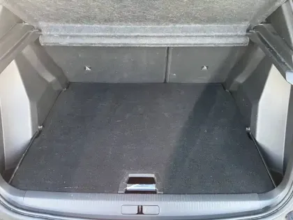 Photo 9 Peugeot 2008  Hybrid 136 e-DCS6