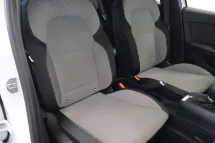 Photo 23 Renault Clio  E-Tech full hybrid 145 ch GSR2