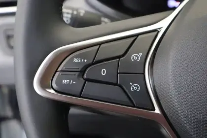 Photo 11 Renault Clio  E-Tech full hybrid 145 ch GSR2