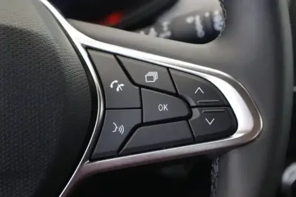 Photo 12 Renault Clio  E-Tech full hybrid 145 ch GSR2