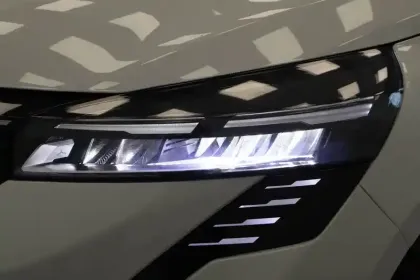 Photo 15 Renault Clio  E-Tech full hybrid 145 ch GSR2