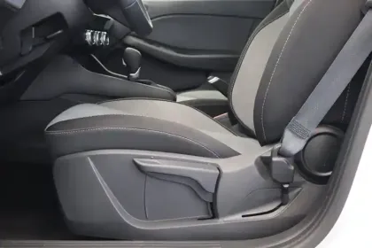 Photo 36 Renault Clio  E-Tech full hybrid 145 ch GSR2