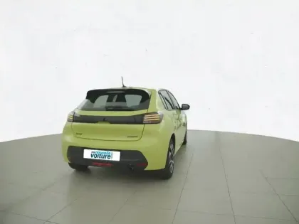 Photo 24 Peugeot 208  Hybrid 100 e-DCS6