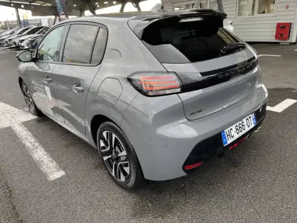 Photo 6 Peugeot 208  Hybrid 136 e-DCS6