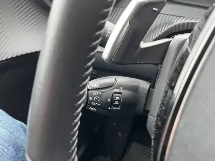 Photo 59 Peugeot 208  Hybrid 136 e-DCS6