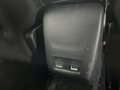 Photo 18 Peugeot 208  Hybrid 136 e-DCS6